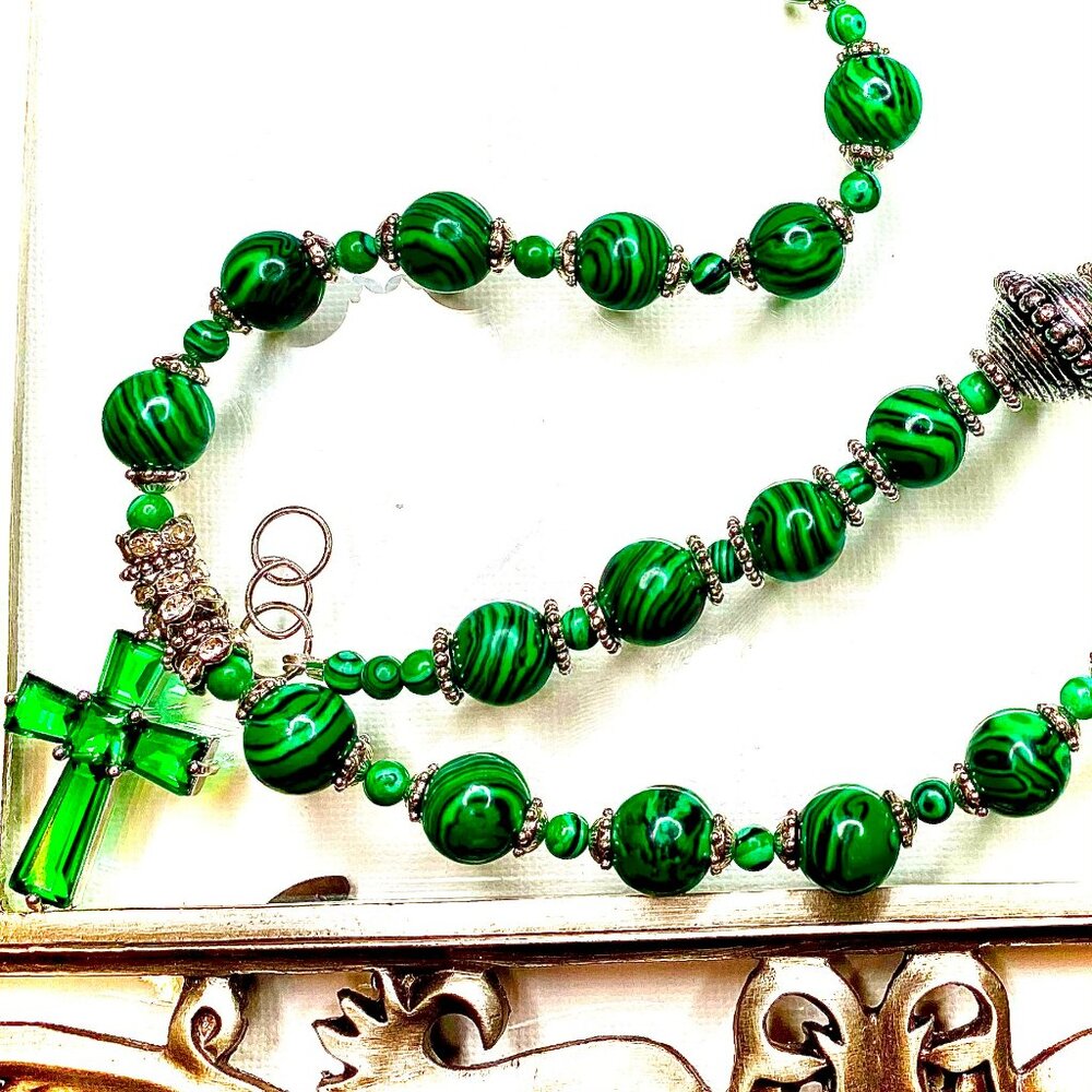 Green Malachite Style Beaded Necklace & Bracelet Set with Crystal Cross